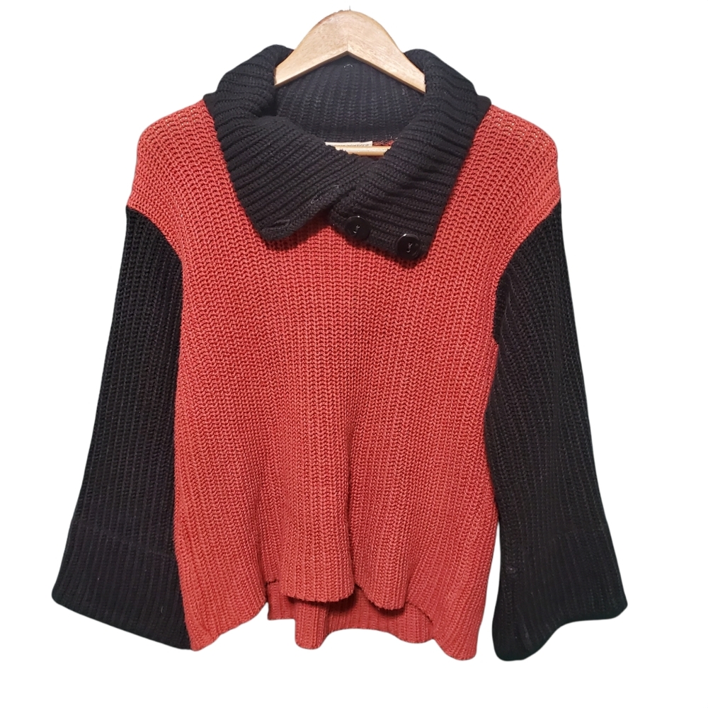 Margaret Winters Bell Sleeve Cowl Neck Sweater Red Black Women's Size Medium